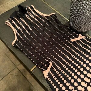 Elegant Black and Pink Sleeveless Dress